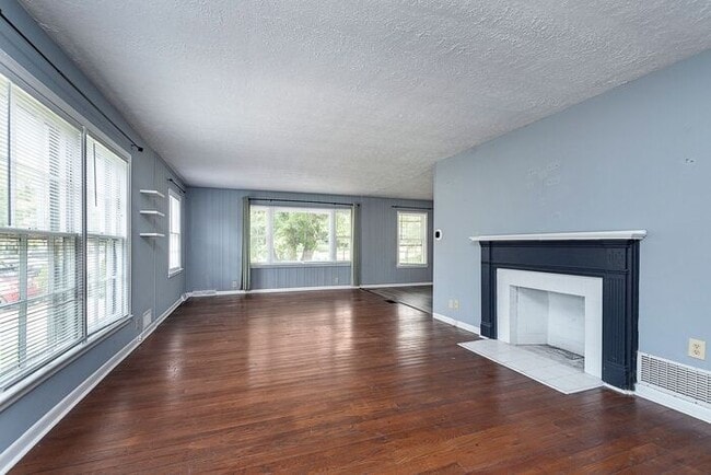 Photo - Great Broad Ripple Location With Fenced Backyard!