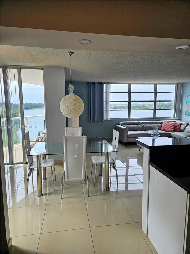 Photo - 1301 NW Miami Gardens Dr Unit 726W