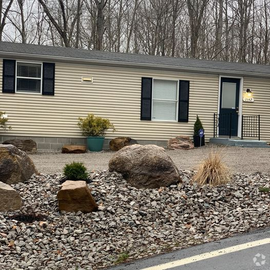 Building Photo - 2642 Laurel Lindale Rd Rental