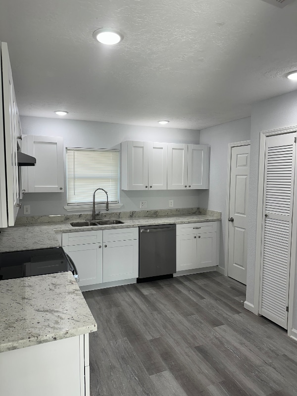 Photo - 215 Birch St