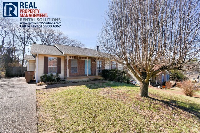 Building Photo - Wonderful 3 BR brick home in Nashville! La...