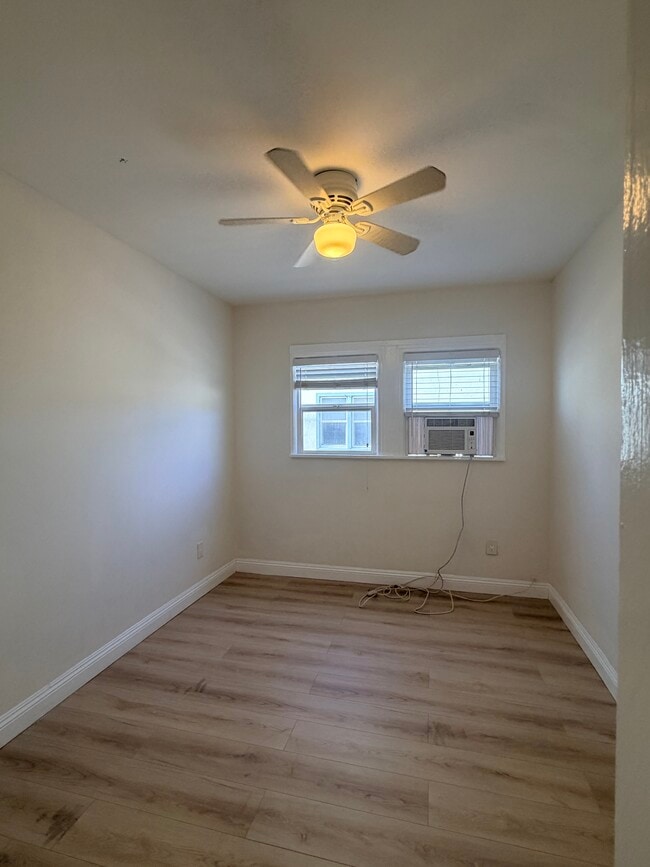 Photo - 1324 S Van Ness Ave Unidad 1324