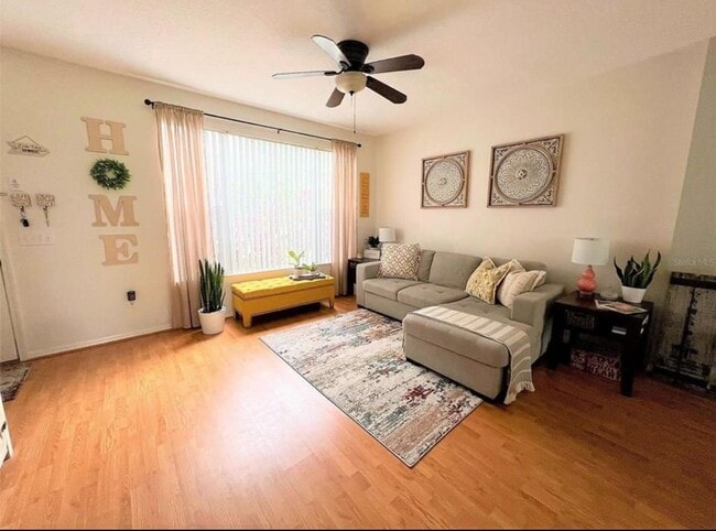 Building Photo - 10946 Black Swan Ct