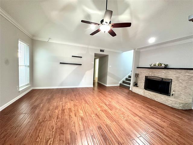 Photo - 2032 Greenview Dr