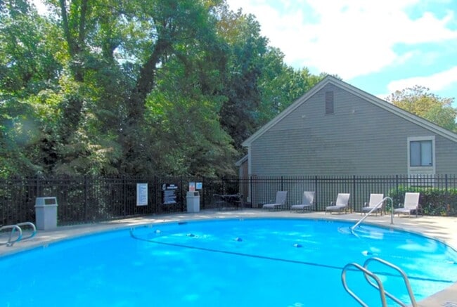 Photo - 1502 Benjamin Pkwy