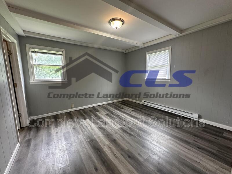 Photo - 6948 N 32nd St