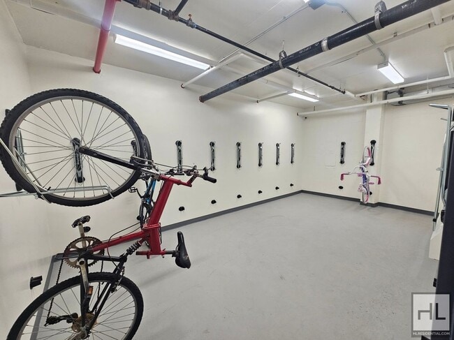 Photo - Northern Boulevard Unit 3C