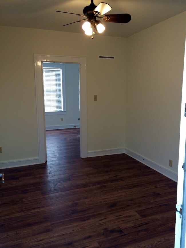 Photo - 2210 Euclid Ave Unidad 2210 1/2