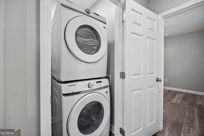 Photo - 1126 Briarcliff Pl NE