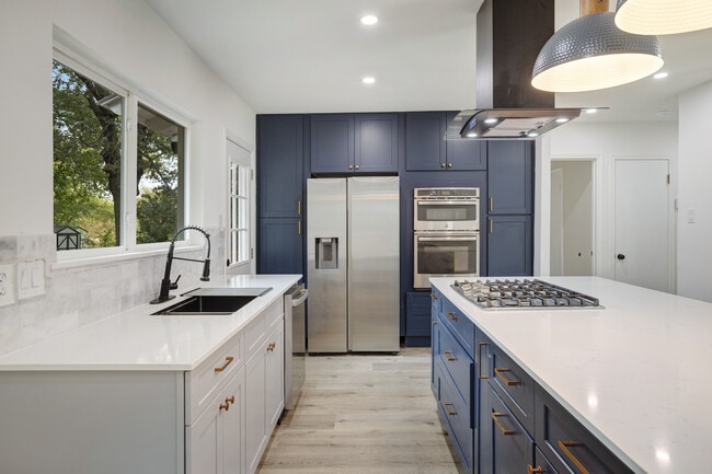 Photo - 110 Glenn Ave