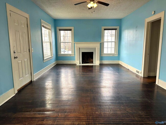 Photo - 2609 Whitesburg Dr House