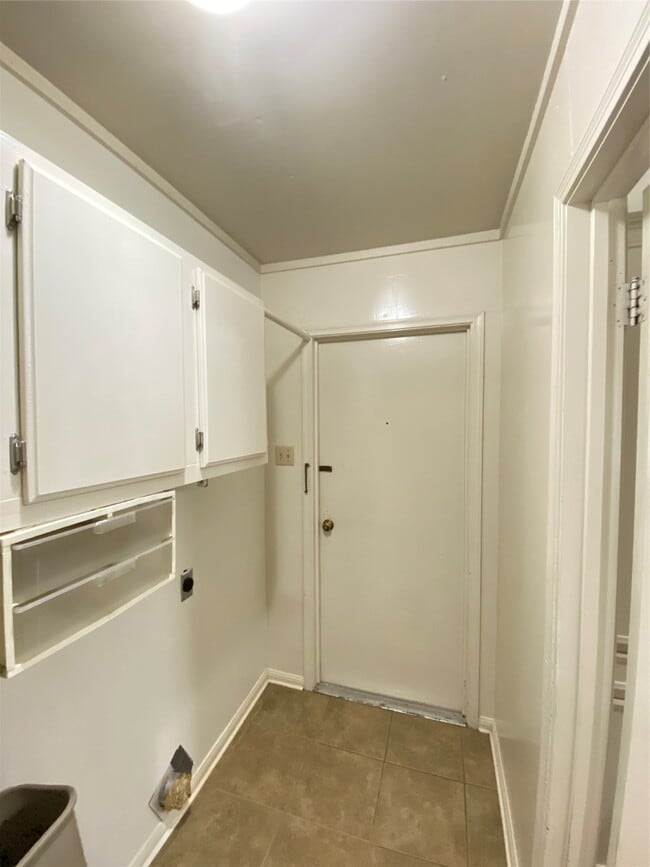 Photo - 2233 Ripple Creek Dr