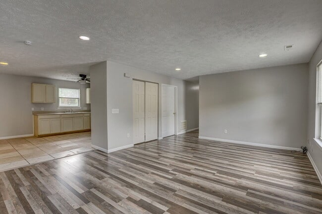 Photo - 4489 Ammon Ave