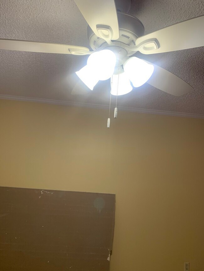 Photo - 7 Canterbury Ct