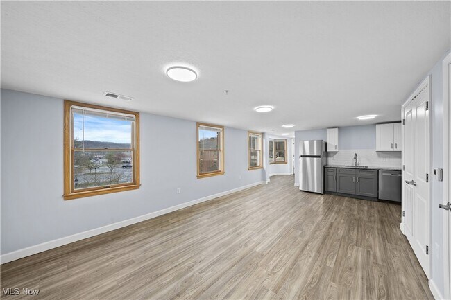 Photo - 1735 Merriman Rd Unit 205