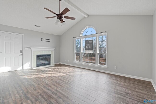 Photo - 222 Waters Edge Ln