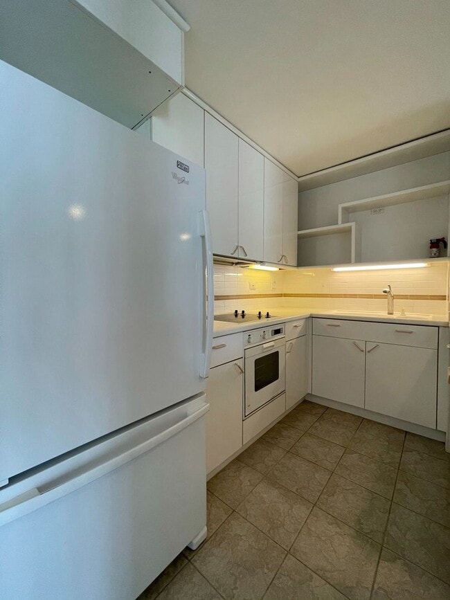 Photo - 1603 Unit 701