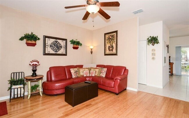 7685 Plantation Cir Unit B