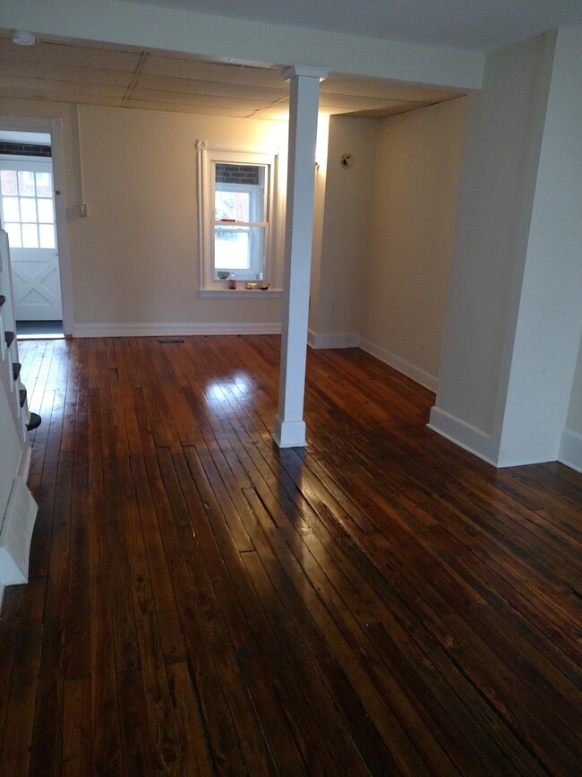 Photo - 7 Newlinville Rd