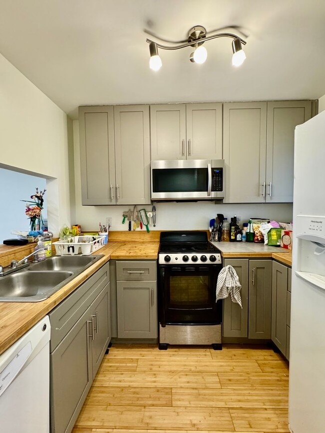 Photo - Mill Creek Townhome