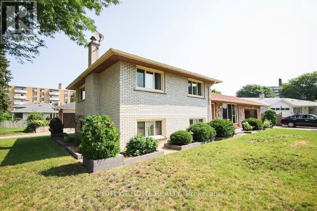 Photo - 1 Cotillion Ct