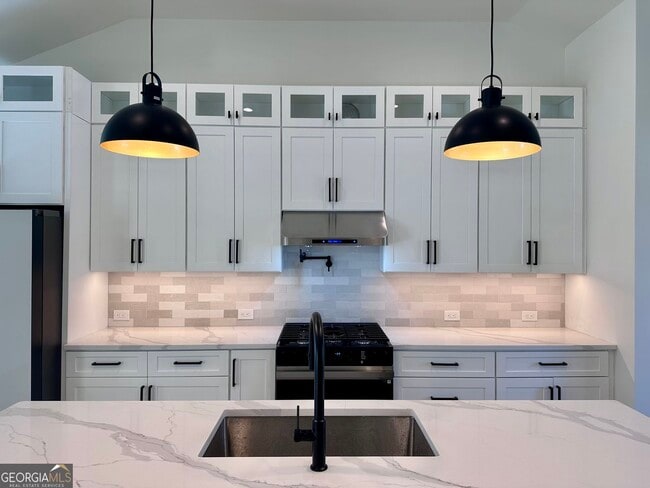 Photo - 5140 Tilly Mill Rd