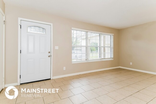 Photo - 1146 Busac Ave