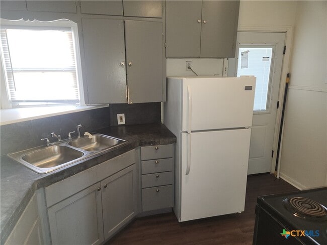 Photo - 902 S 23rd St