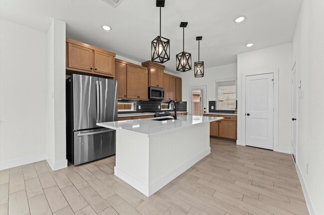 Building Photo - 7735 Meadow Mouse Ln