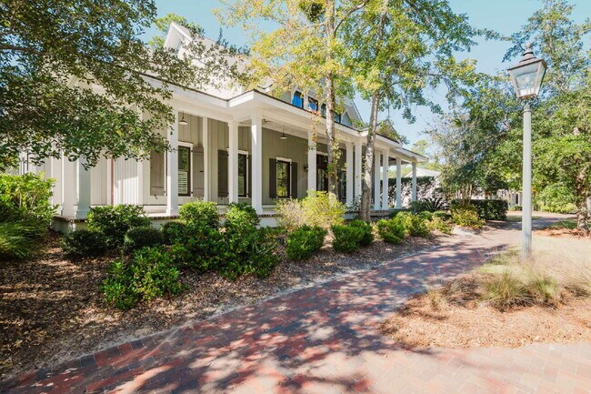 Photo - Stunning Custom Home in Palmetto Bluff