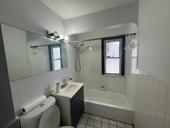 Photo - 16687 Collingham Dr