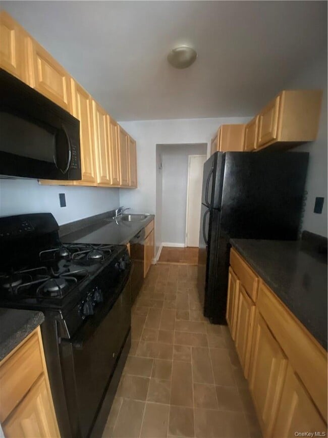 Photo - 4 Sadore Ln Unit 2W