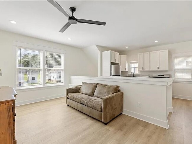 Photo - 4064 Biltmore Ave