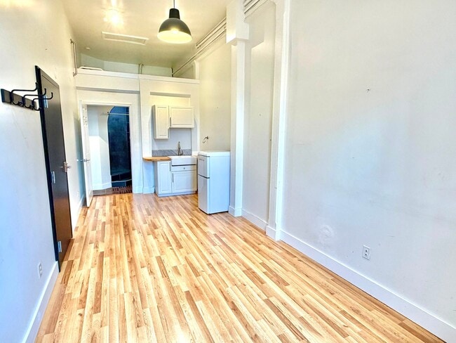 119 W Main St Unit H