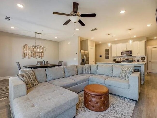 Photo - 1840 Eastmore Ave SW