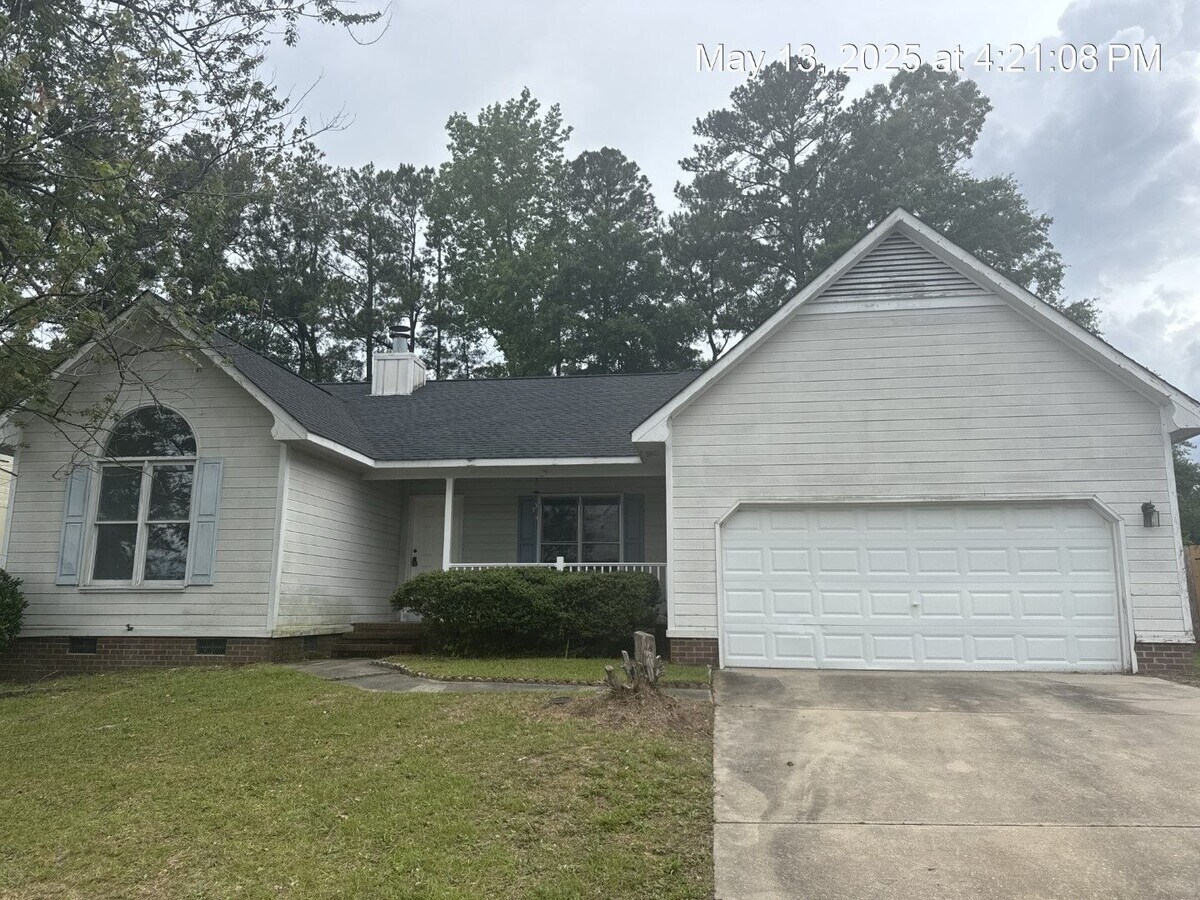 Photo - 1222 Skyline Dr House
