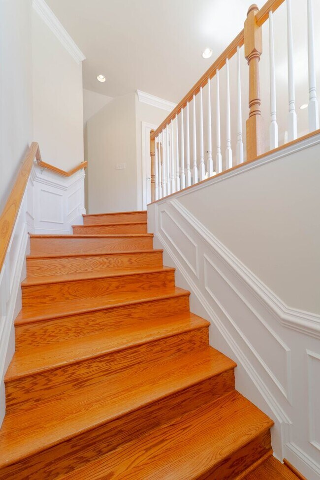 Photo - Gorgeous 3 Level Townhome