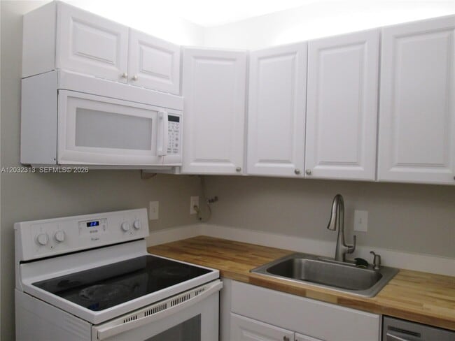 Photo - 2250 NE 66th St Unit 1521