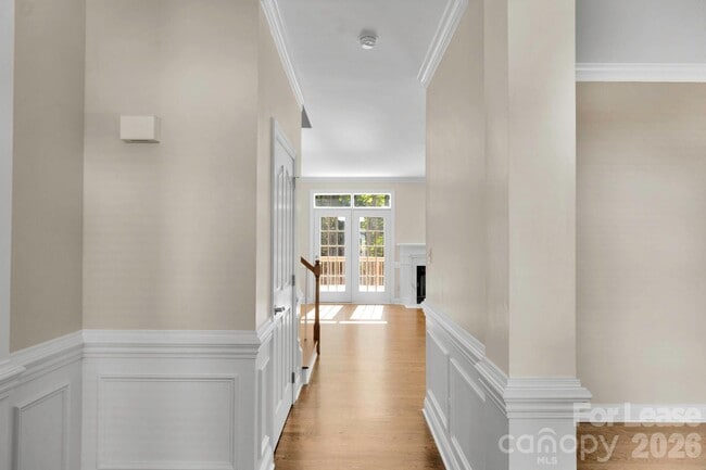 Photo - 1202 Coachman Dr