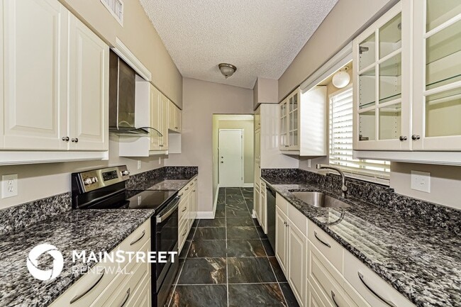 Photo - 6212 Chinaberry Dr