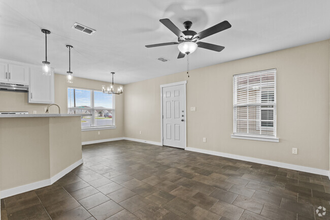 Building Photo - 2209 Multi National Rental