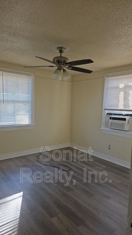 Photo - 8025 Pompano St