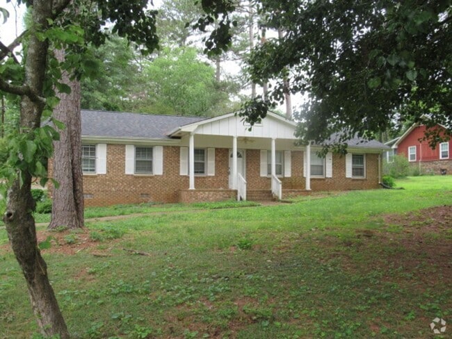 Building Photo - 70 Gibson Dr Rental
