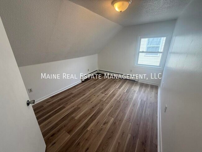 Photo - 152-154 3rd St Unidad 8