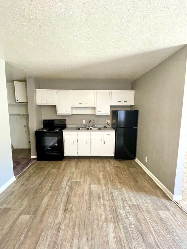 Photo - 3256-3258 Mooresville Rd. Unit 3256