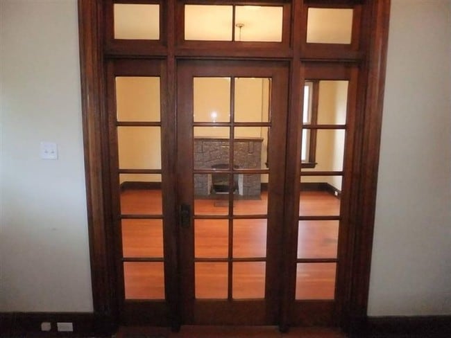 Photo - 2016 Wayland Ave