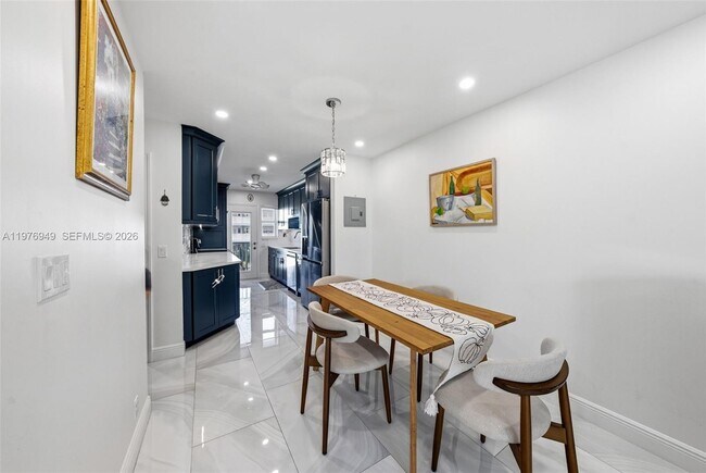 Photo - 3922 NE 166th St Unit S209