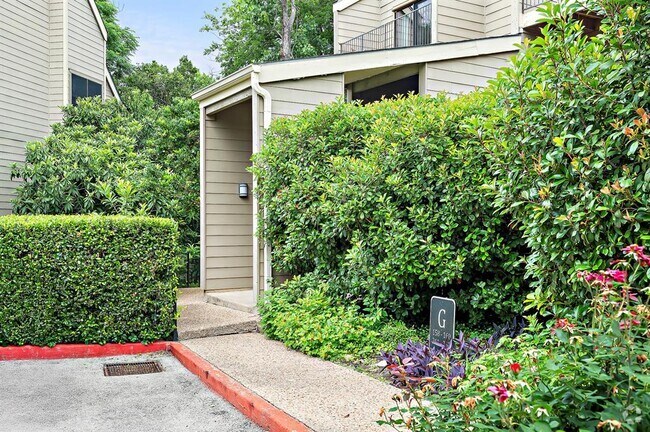 Building Photo - 1135 Barton Hills Dr Unit 261 Rental