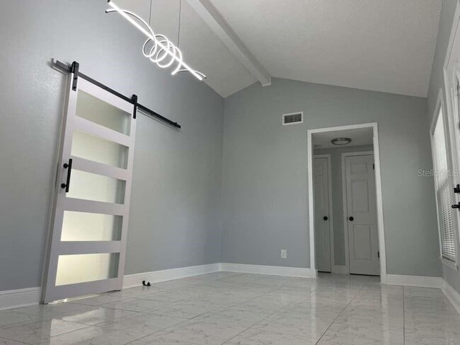 Photo - 10106 Royal Acres Ct