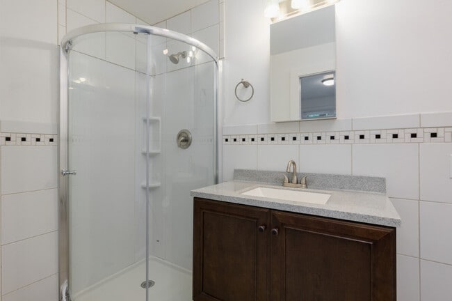 Photo - 120 NW 10th St